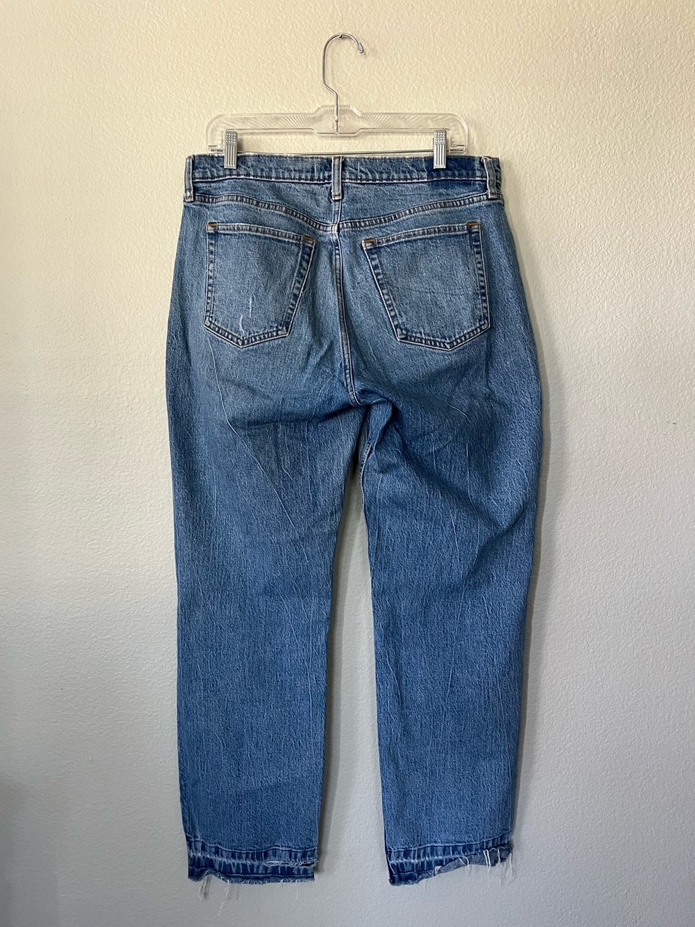 Abercrombie & Fitch Low Rise Baggy Medium Wash Let Down Hem Jean Women's Size 30 - Picture 4 of 16